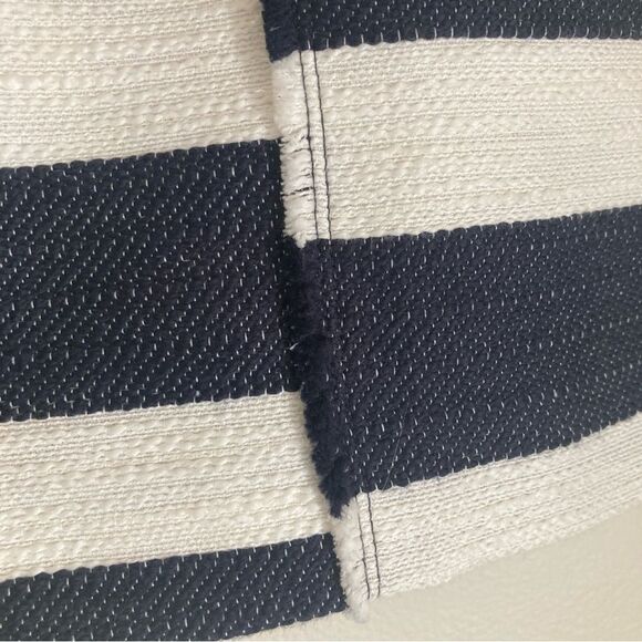 LOFT Women's 00 Navy and White Mini Skirt - Picture 3 of 7